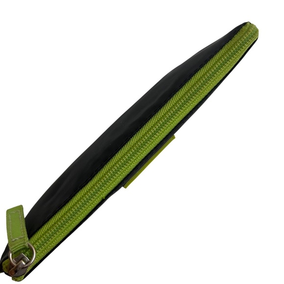 SCOUT Wristlet Bag - Picture 5 of 8